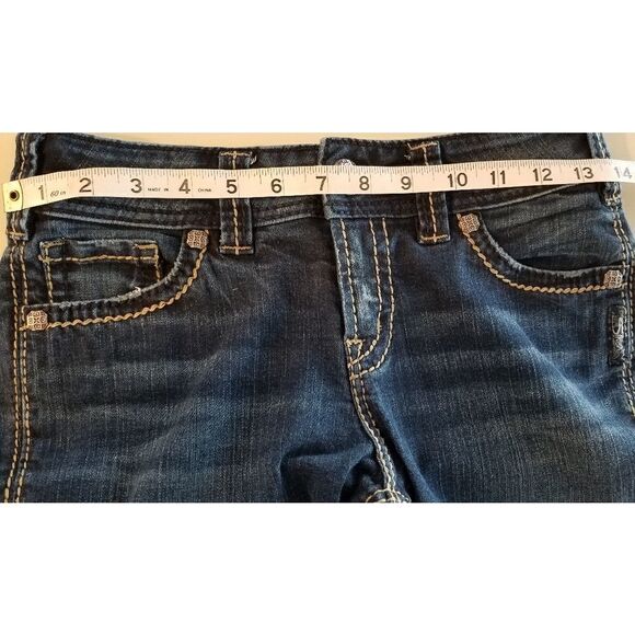 Silver Suki Mid-rise Slim Boot Jeans - Picture 4 of 8